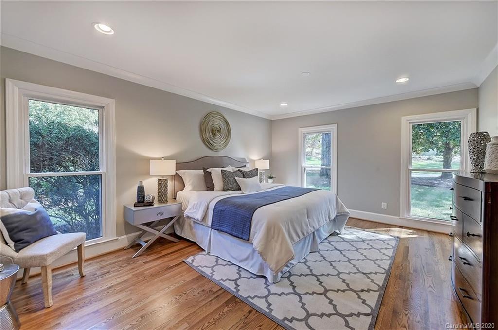 3510 Ravencliff Drive Charlotte NC 28226