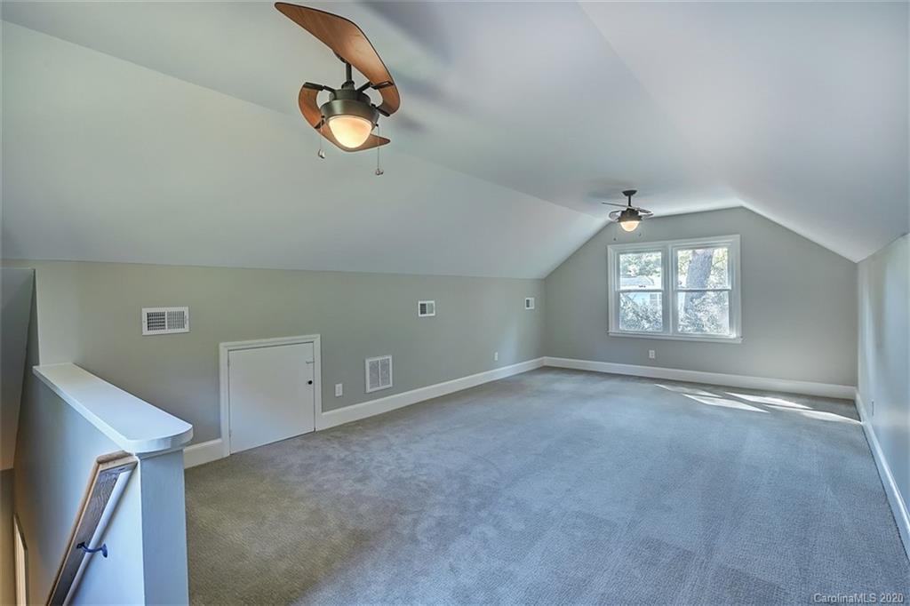 3510 Ravencliff Drive Charlotte NC 28226