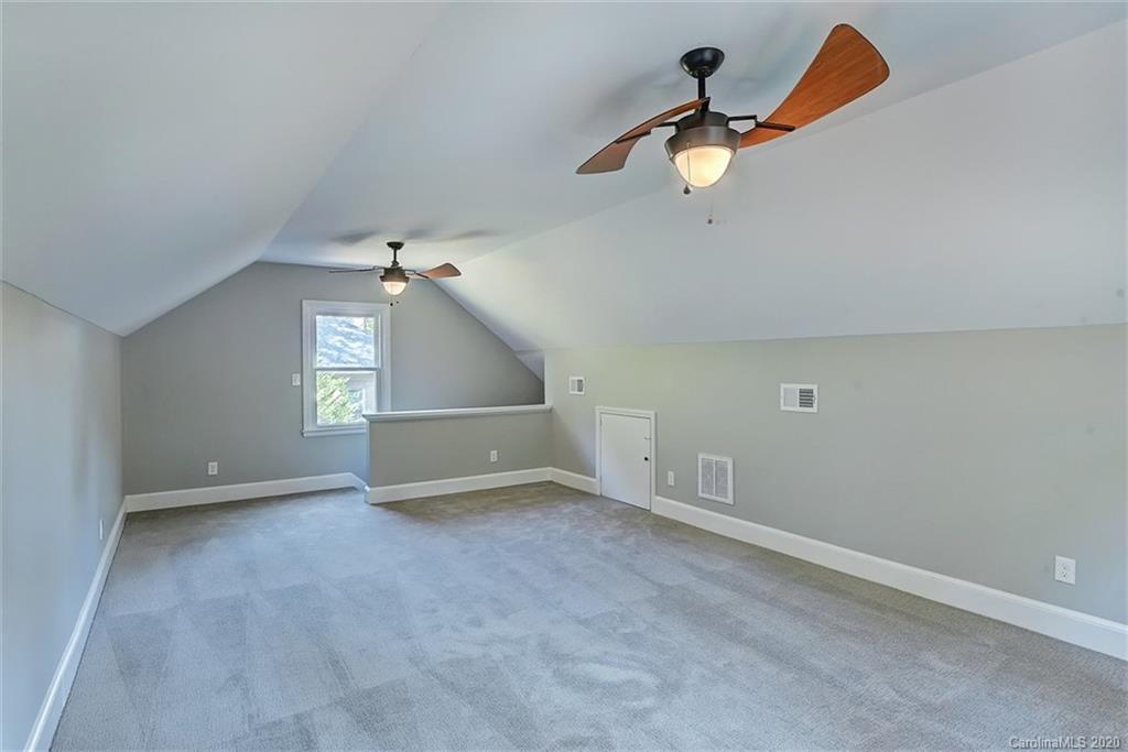 3510 Ravencliff Drive Charlotte NC 28226