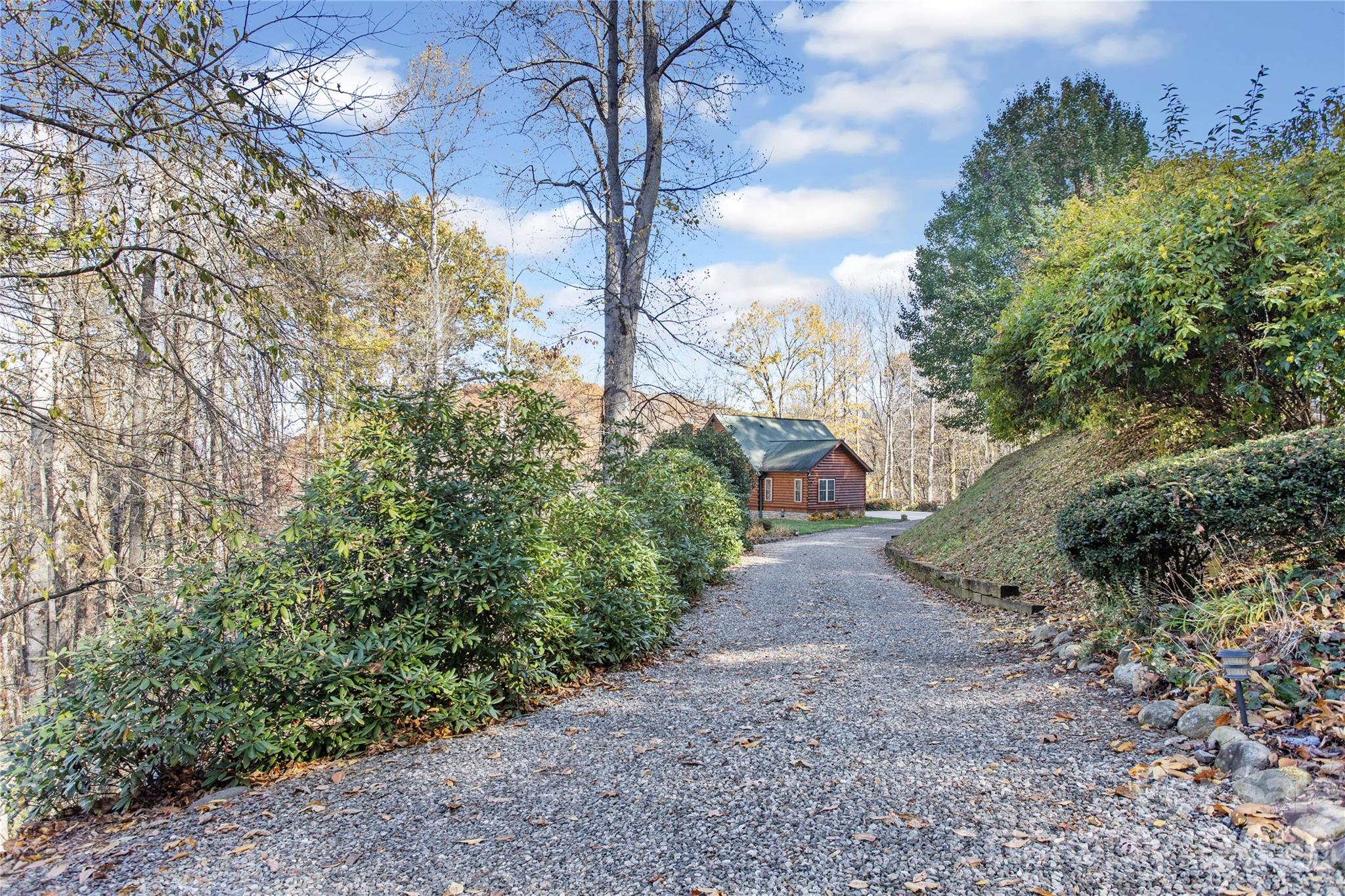 17 Aaron Way Waynesville NC 28786