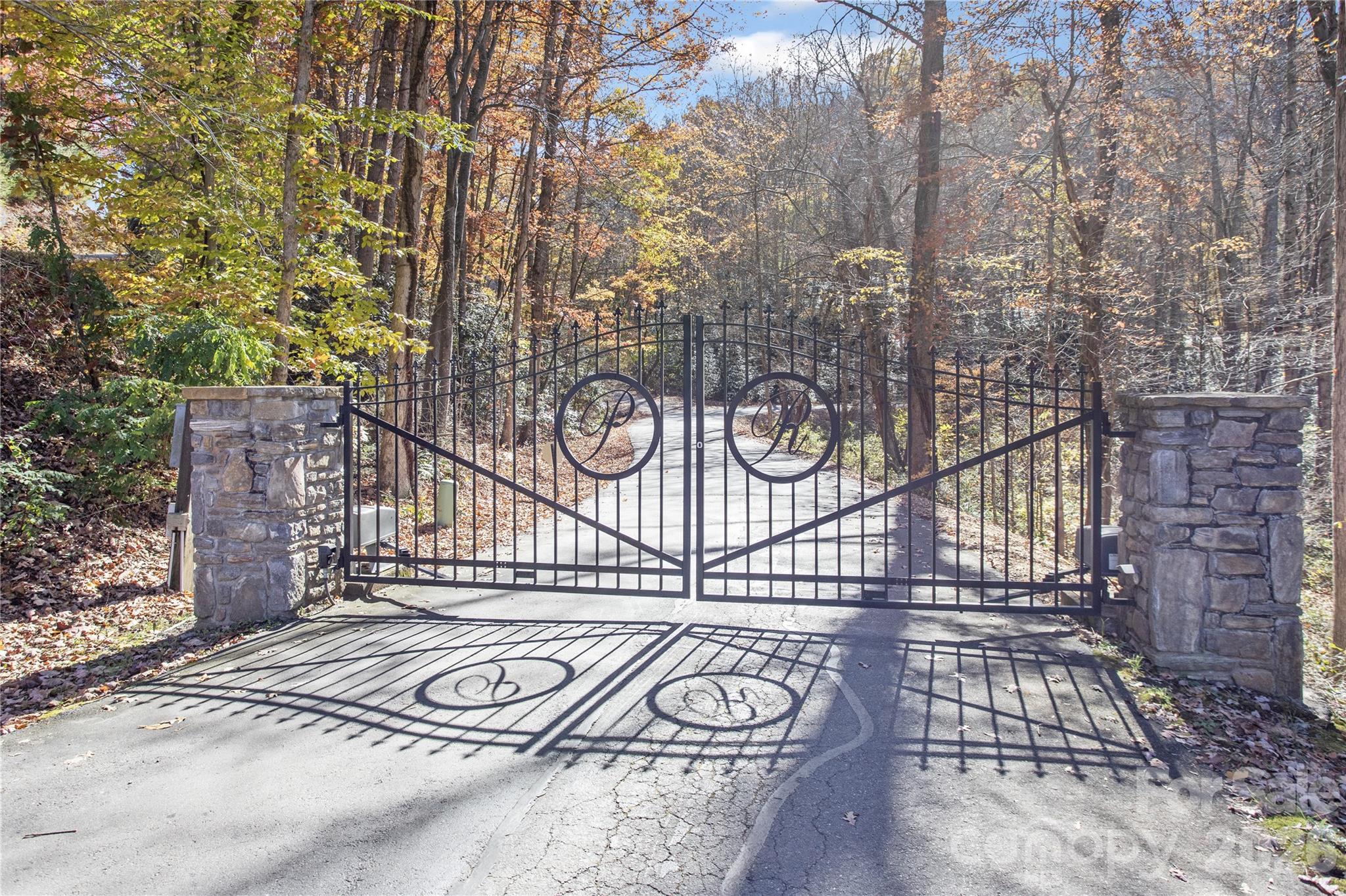 17 Aaron Way Waynesville NC 28786