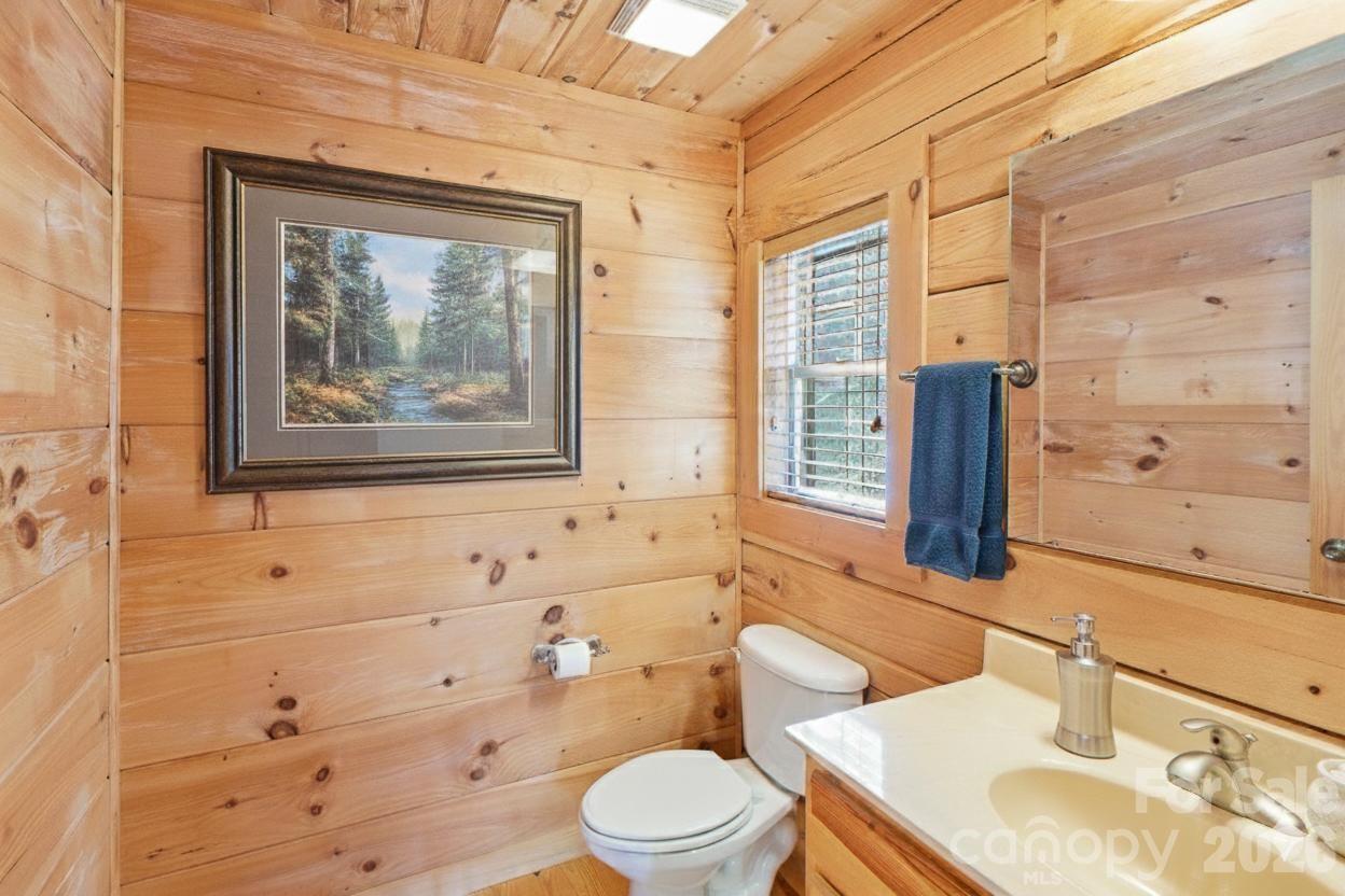 17 Aaron Way Waynesville NC 28786