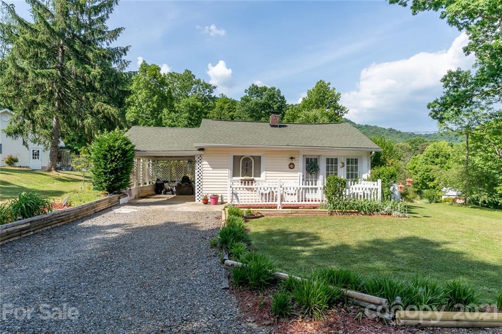 411 Dillingham Circle Asheville NC 28805