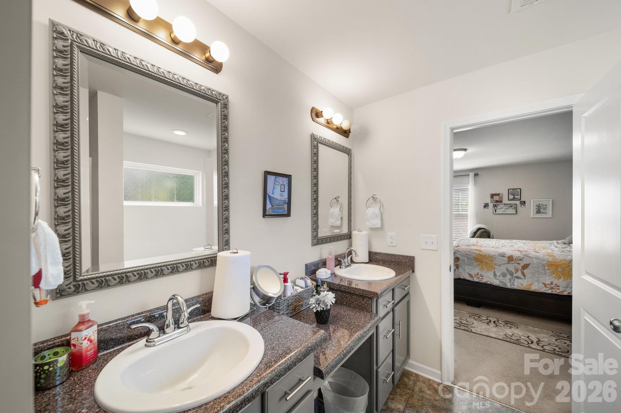 6514 Glenmoor Drive Charlotte NC 28214