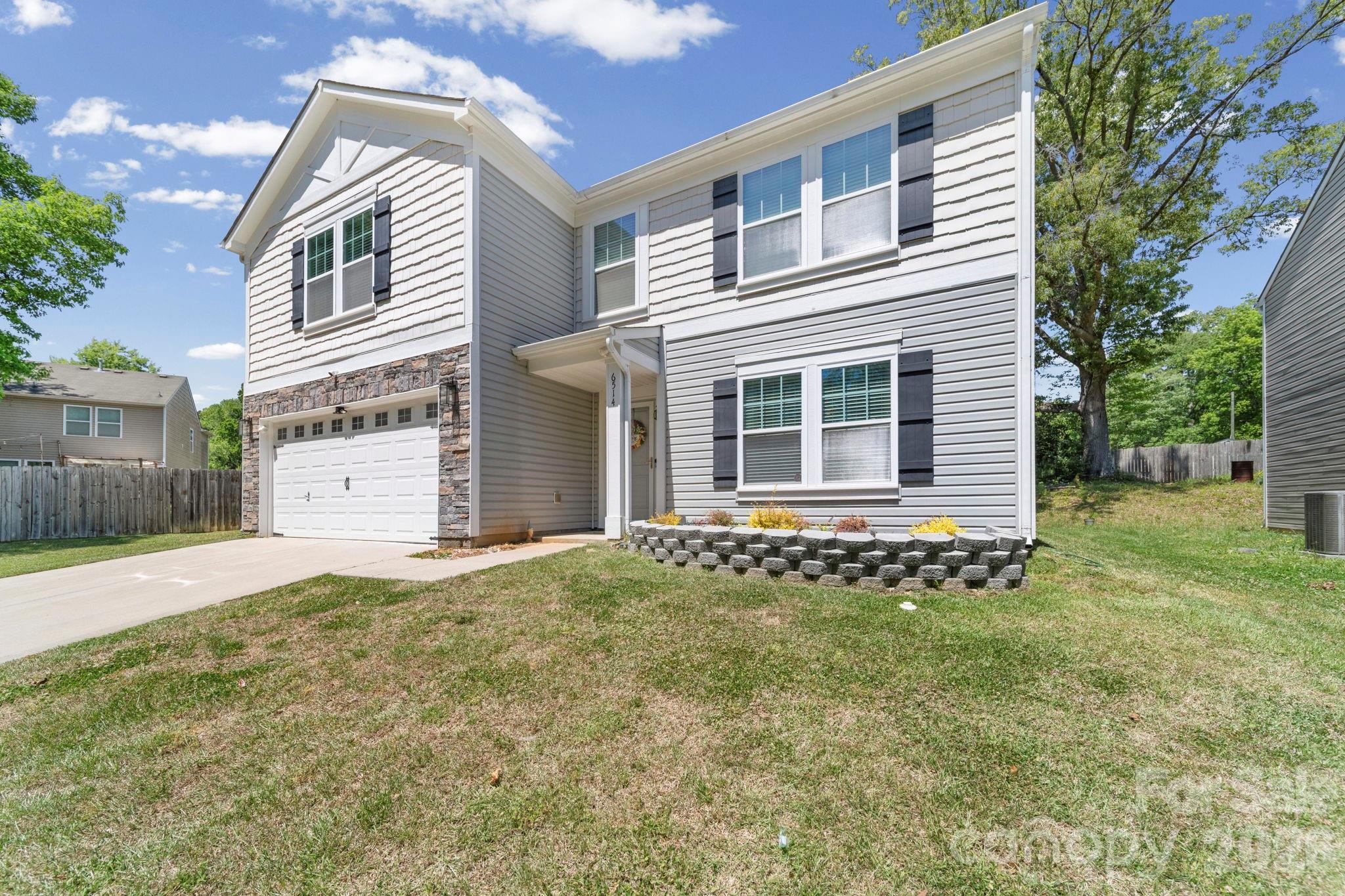 6514 Glenmoor Drive Charlotte NC 28214
