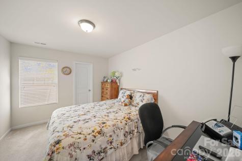 6514 Glenmoor Drive Charlotte NC 28214