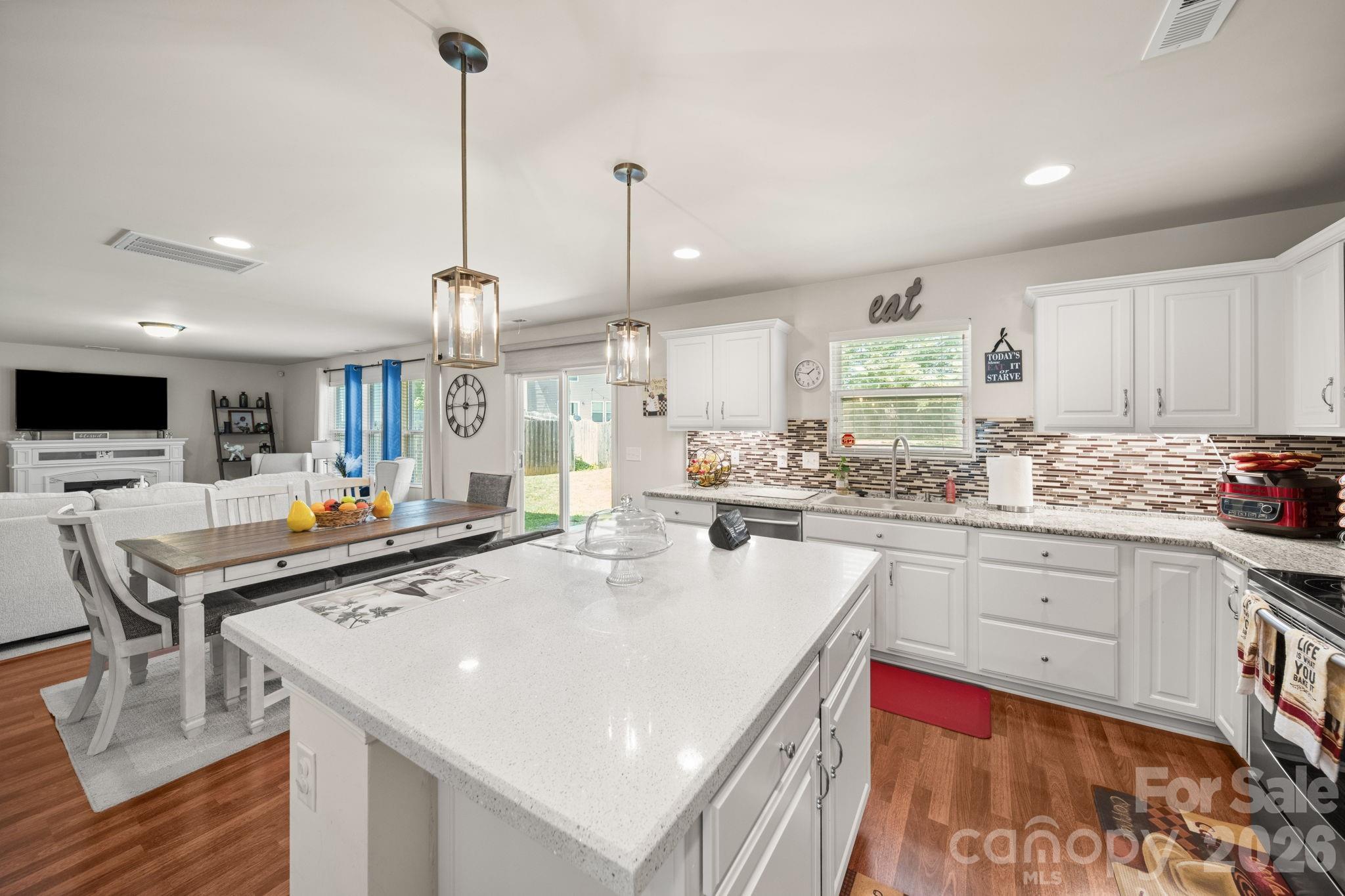 6514 Glenmoor Drive Charlotte NC 28214
