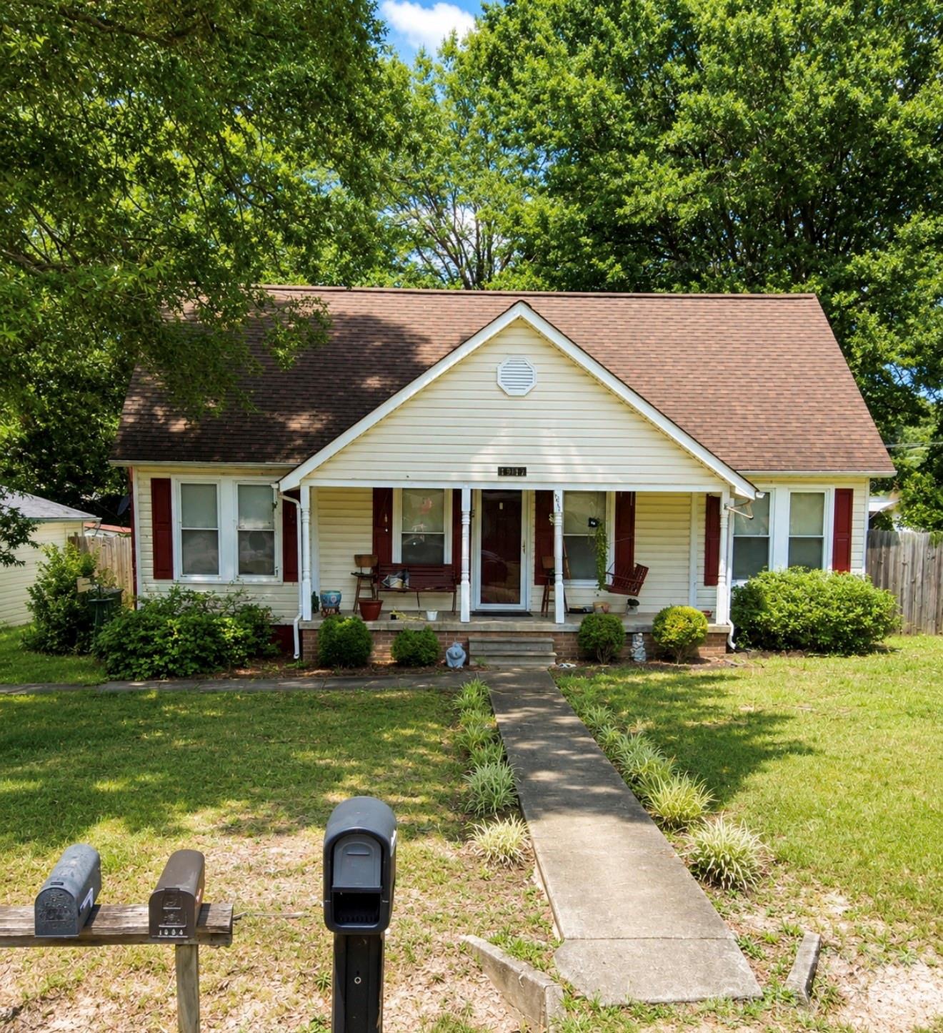 1911 Crestmont Avenue Kannapolis NC 28081