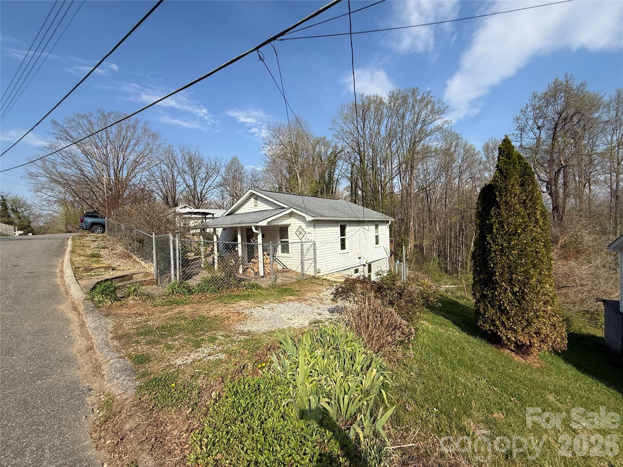 119 Seagle Street Marion NC 28752
