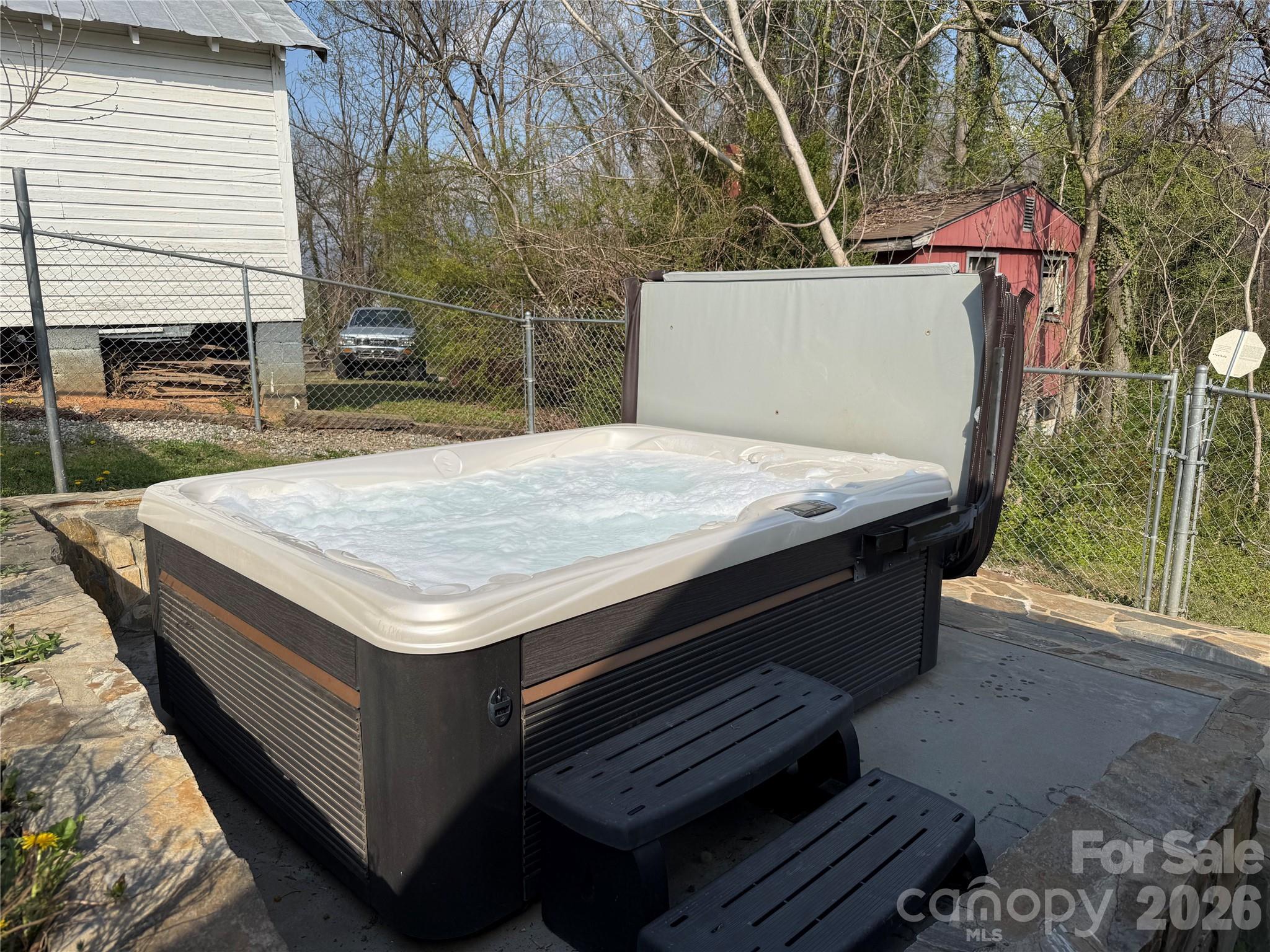 119 Seagle Street Marion NC 28752