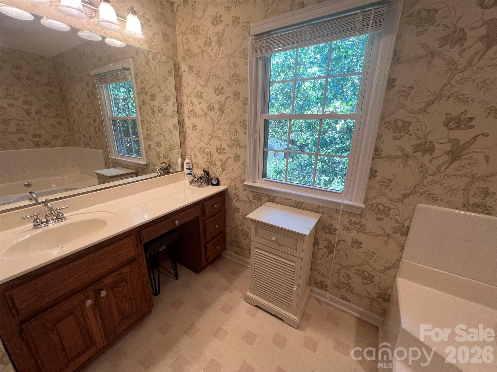 837 Deerfield Drive Mount Holly NC 28120