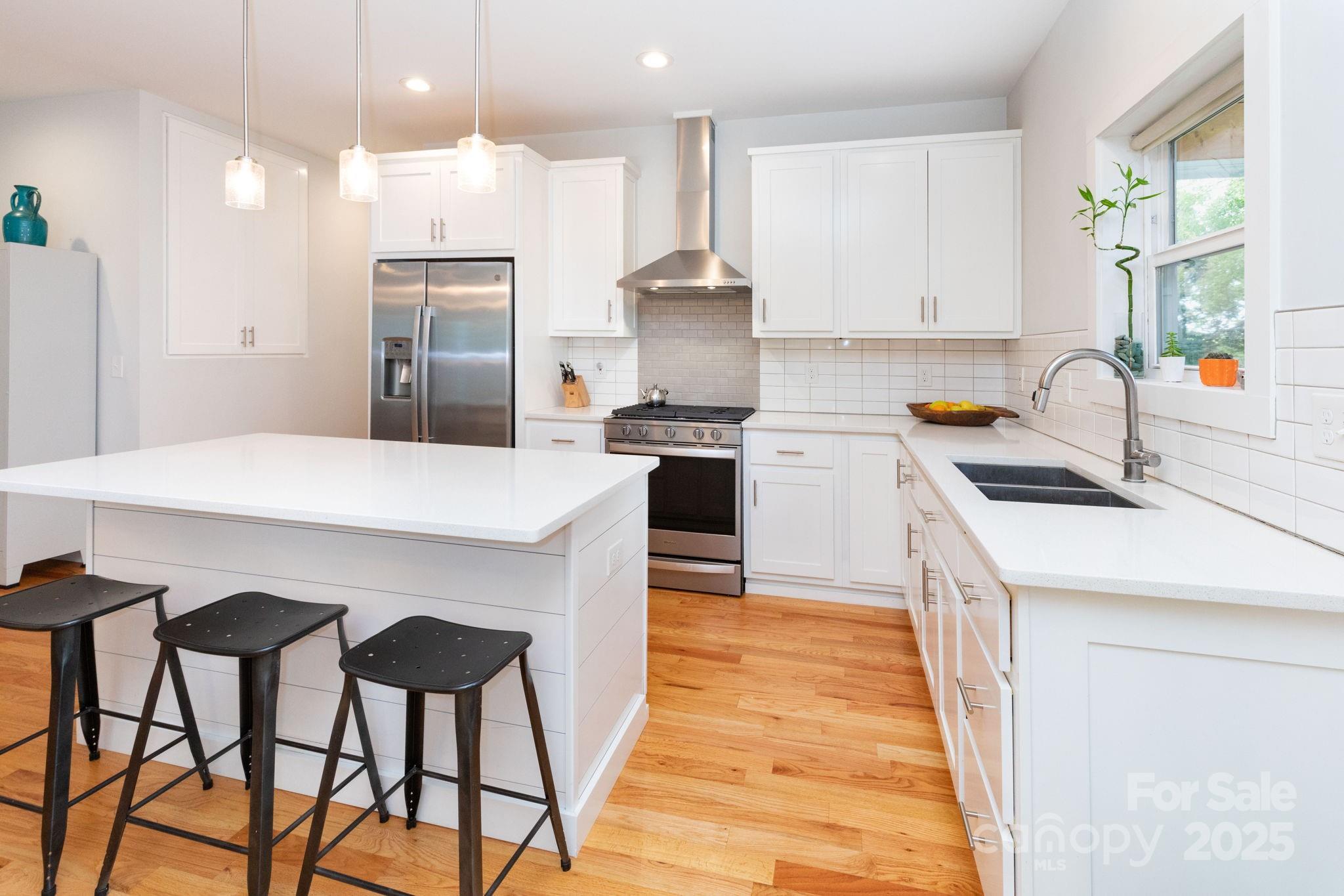 27 Ruslan Drive Asheville NC 28806