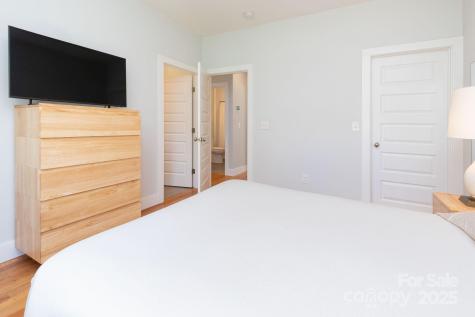 27 Ruslan Drive Asheville NC 28806