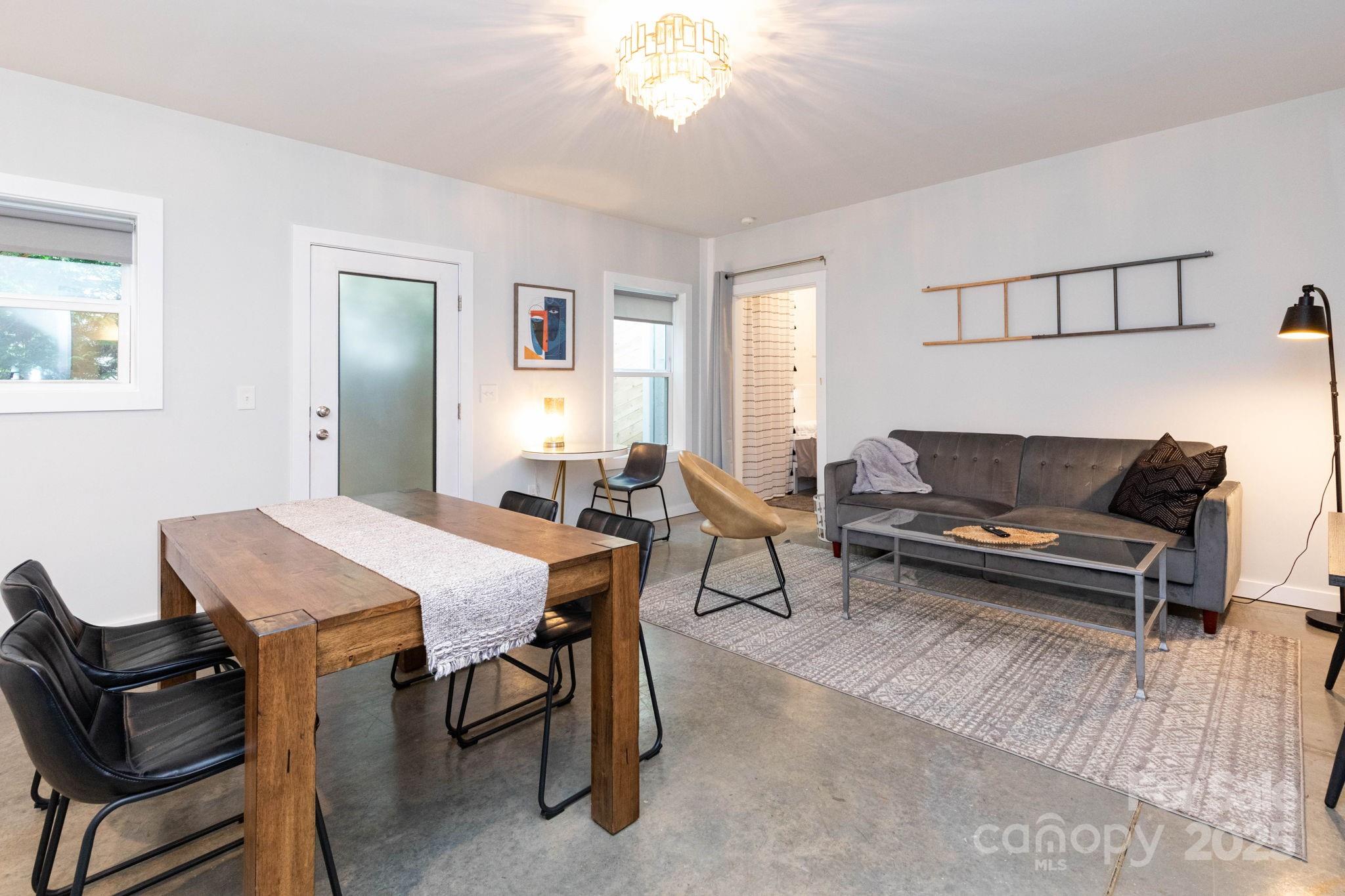 27 Ruslan Drive Asheville NC 28806