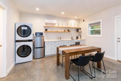 27 Ruslan Drive Asheville NC 28806