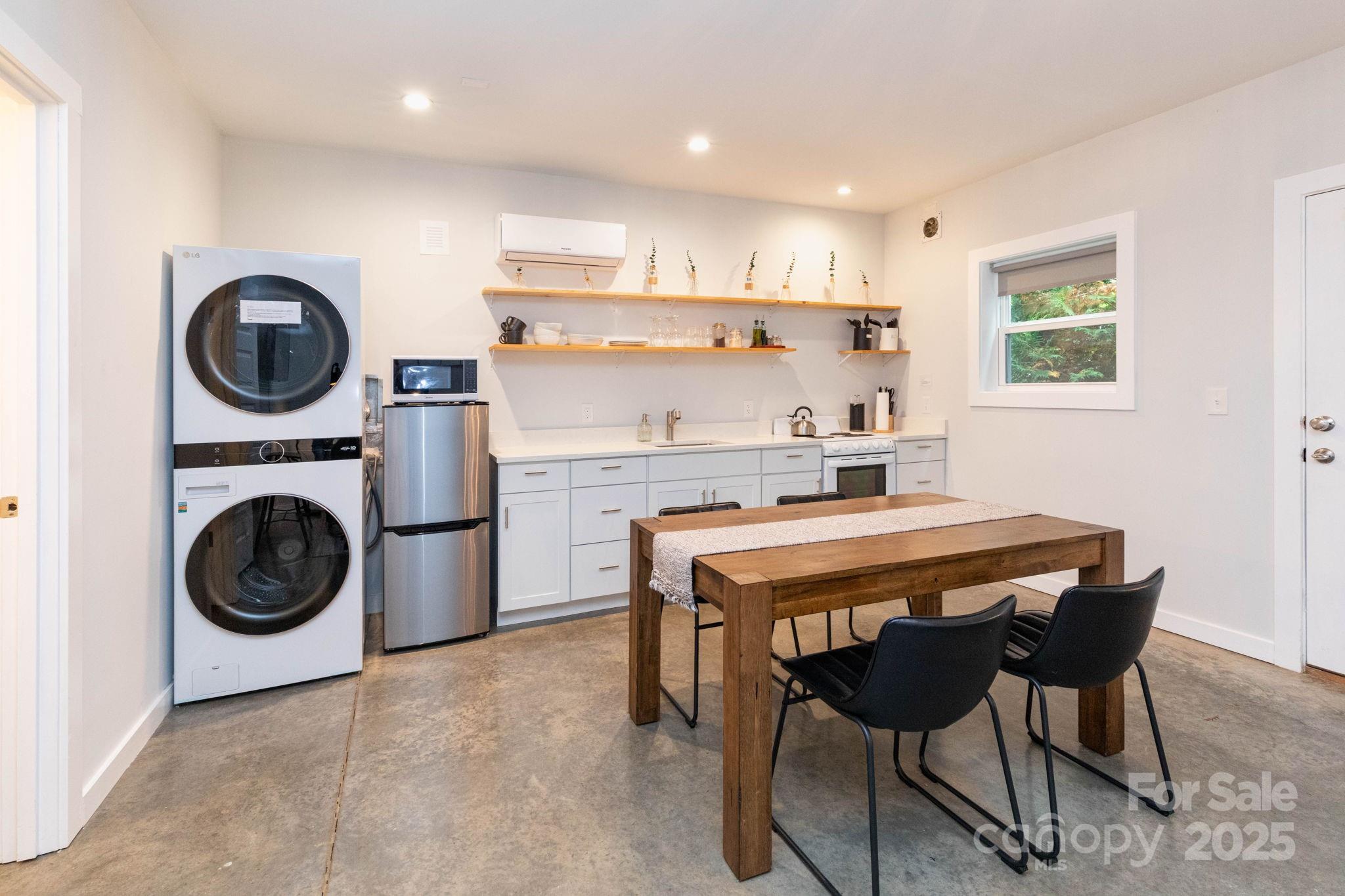 27 Ruslan Drive Asheville NC 28806