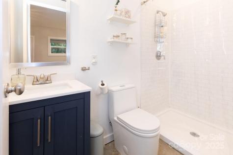 27 Ruslan Drive Asheville NC 28806