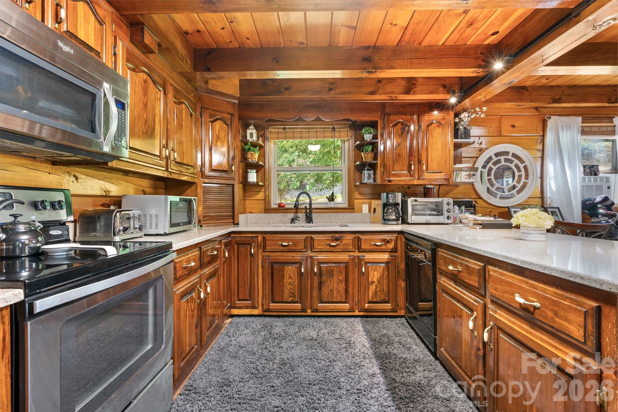 61 Honeycutt Lane Nebo NC 28761