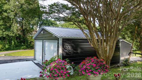 61 Honeycutt Lane Nebo NC 28761