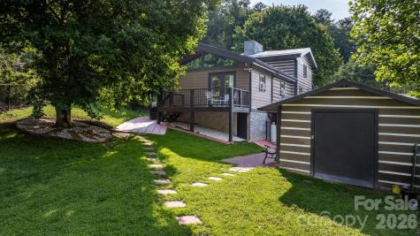 61 Honeycutt Lane Nebo NC 28761
