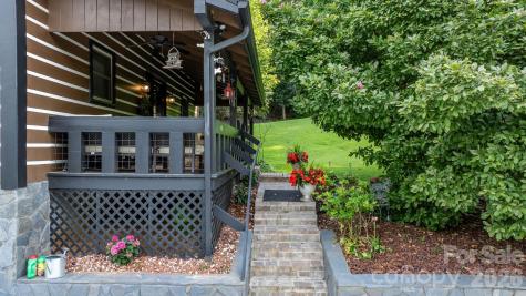 61 Honeycutt Lane Nebo NC 28761