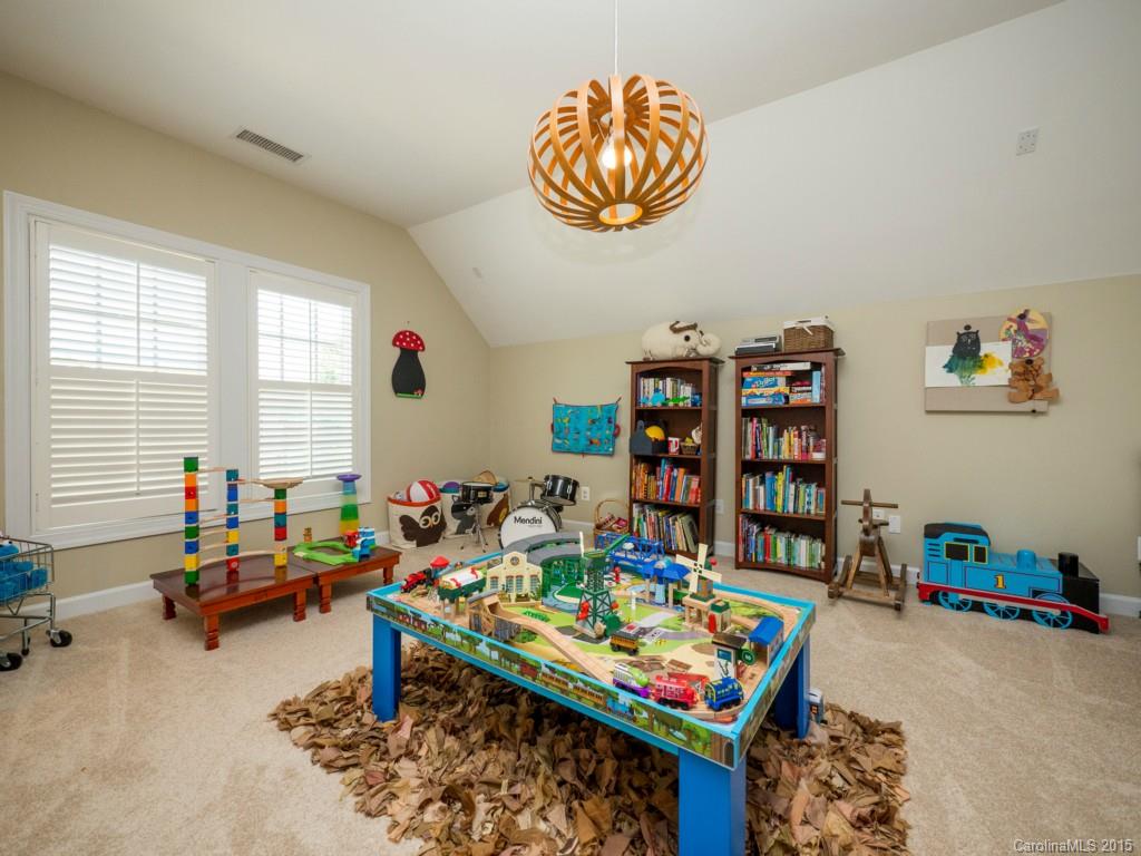 1439 Bristol Place Court Charlotte NC 28226
