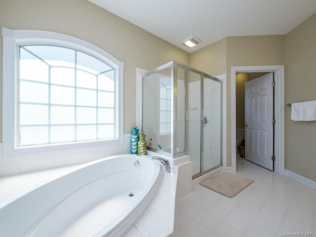 1439 Bristol Place Court Charlotte NC 28226