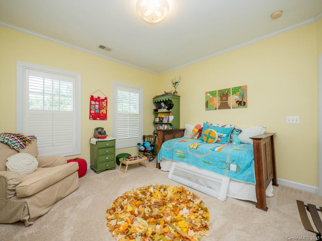 1439 Bristol Place Court Charlotte NC 28226