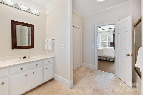 1214 Wareham Court Charlotte NC 28207