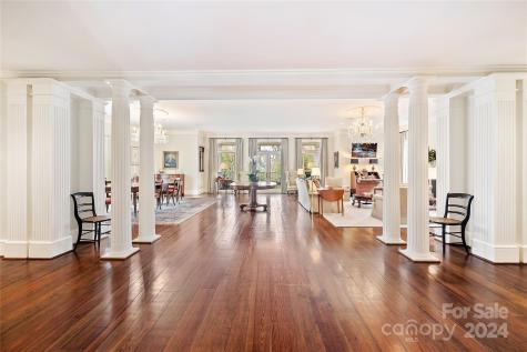 1214 Wareham Court Charlotte NC 28207