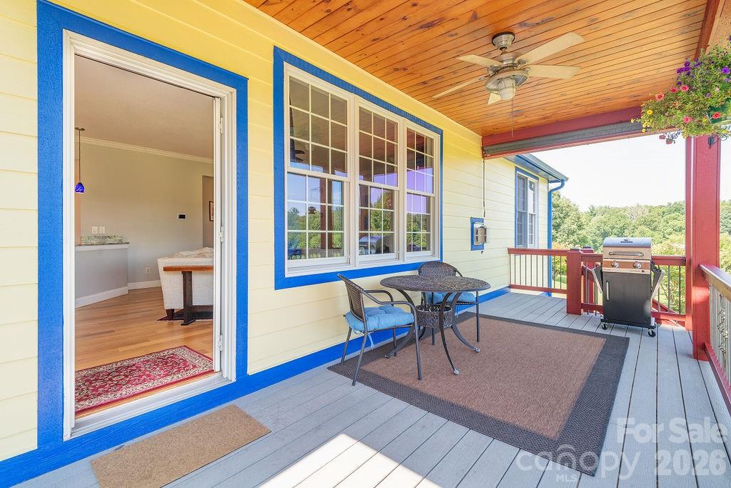 125 Ivy Meadows Drive Weaverville NC 28787