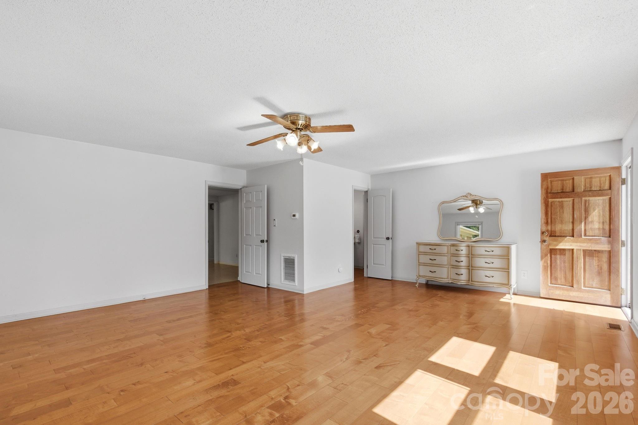 1480 21st Street NE Hickory NC 28601