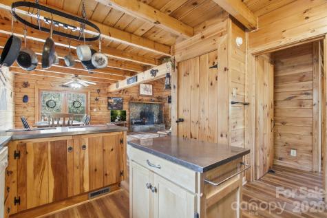 3455 Valley Drive Lenoir NC 28645