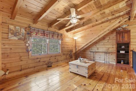 3455 Valley Drive Lenoir NC 28645