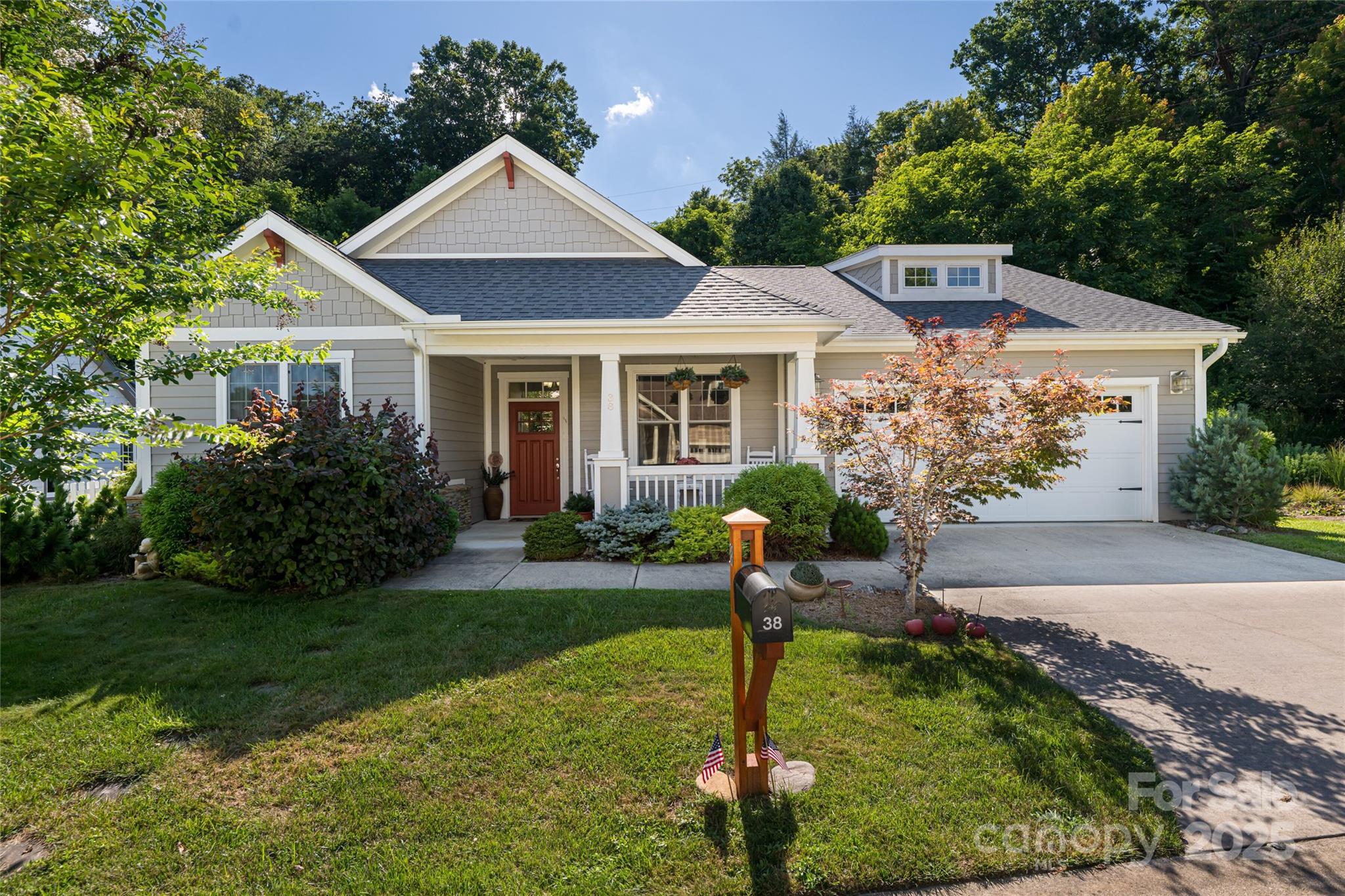 38 Pinebrook Club Drive Asheville NC 28804