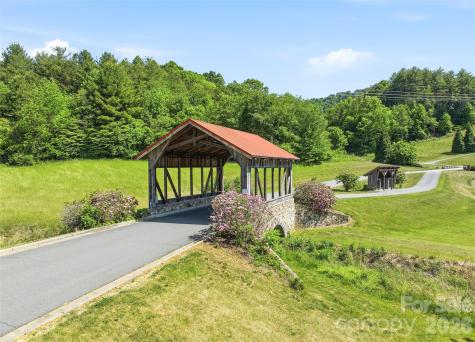 737 Traditions Way Mars Hill NC 28754