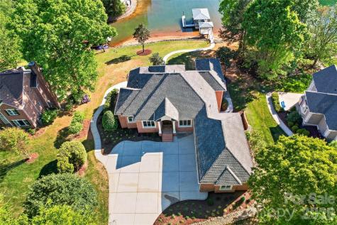 153 Plantation Drive Mooresville NC 28117