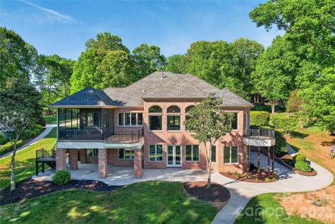 153 Plantation Drive Mooresville NC 28117