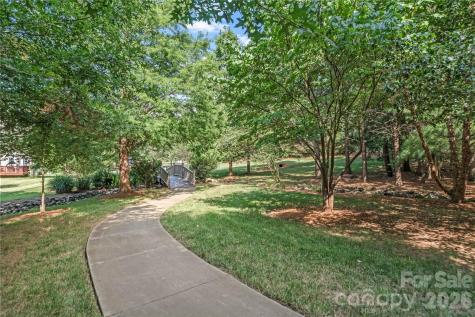 1431 Piper Court Concord NC 28025