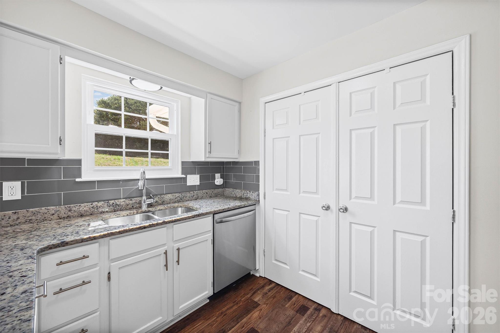 6104 Sunbridge Court Charlotte NC 28269
