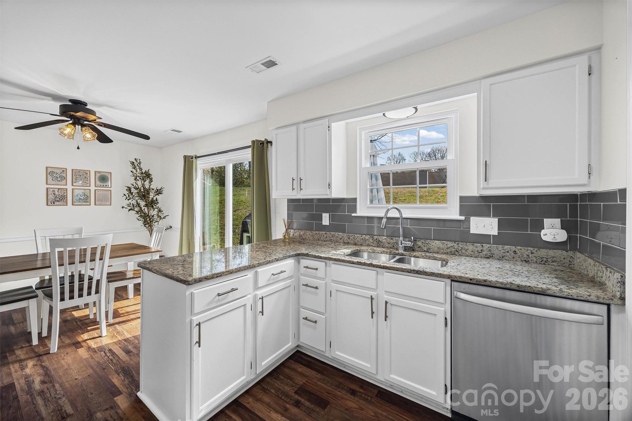 6104 Sunbridge Court Charlotte NC 28269