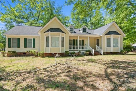 570 Coach Road Cheraw SC 29520