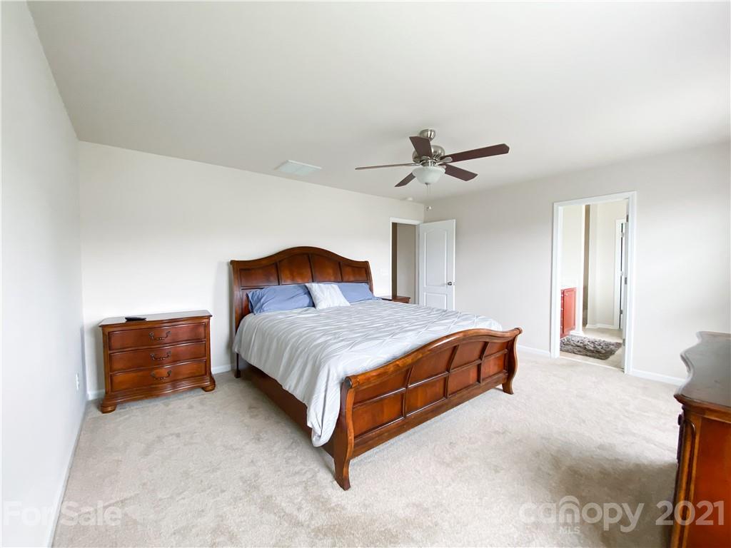 12409 Dove Meadow Drive Charlotte NC 28278