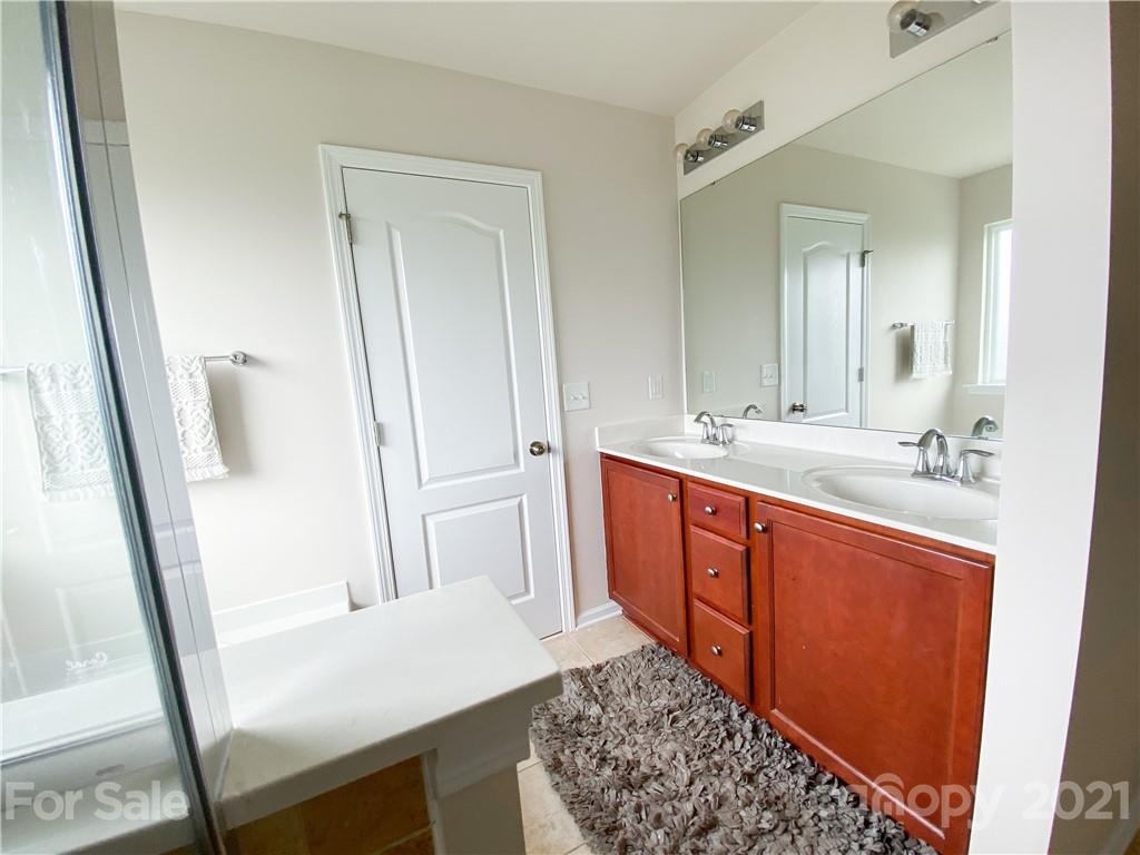12409 Dove Meadow Drive Charlotte NC 28278