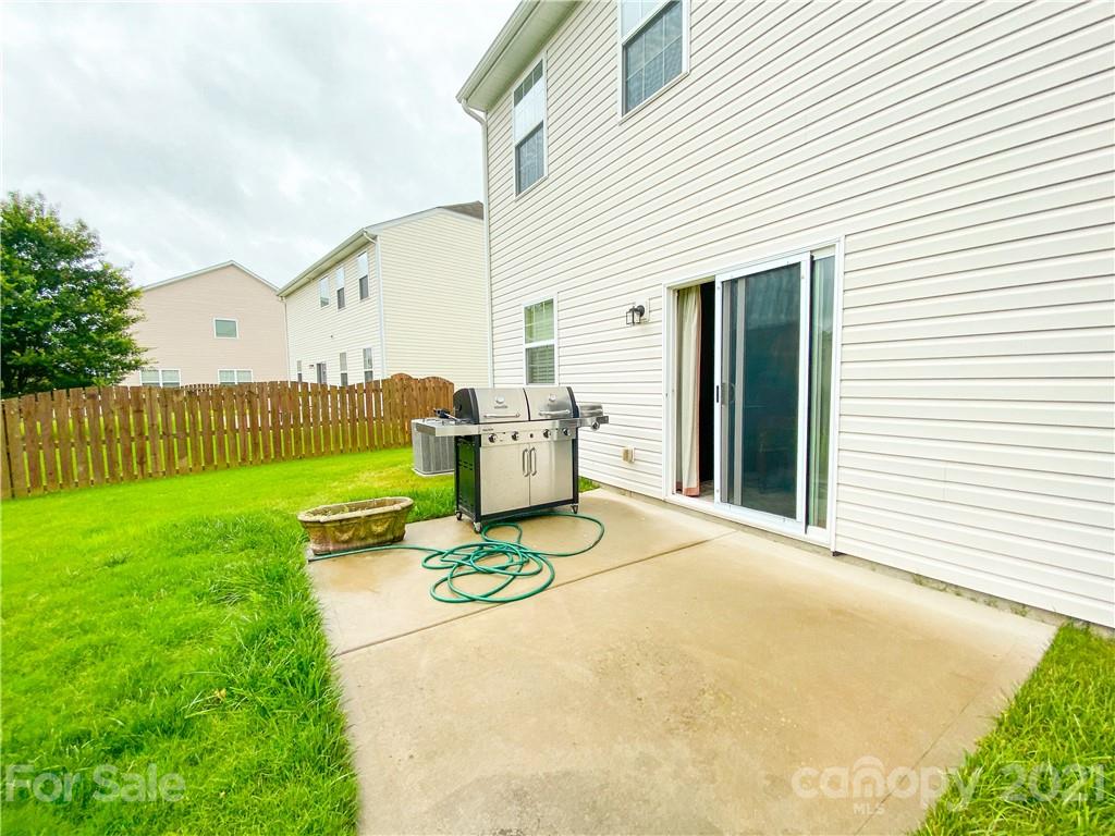 12409 Dove Meadow Drive Charlotte NC 28278
