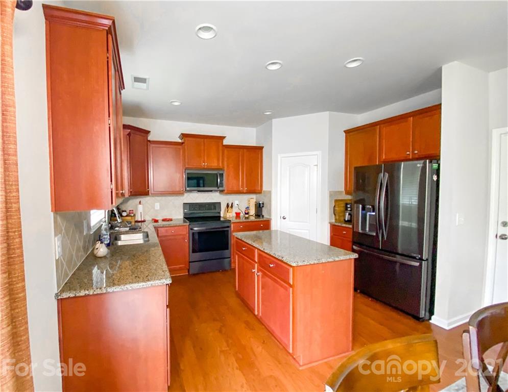 12409 Dove Meadow Drive Charlotte NC 28278