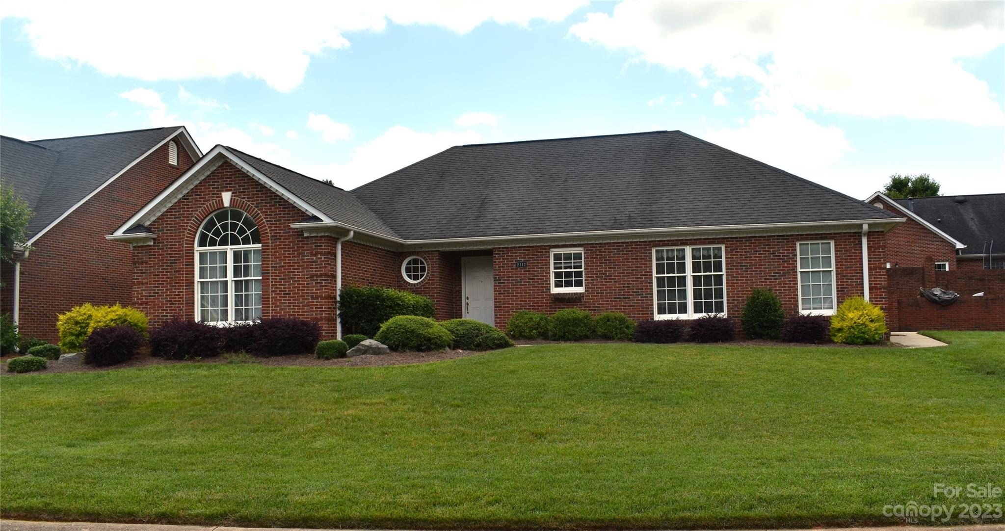 2112 Water Oak Lane Gastonia NC 28056