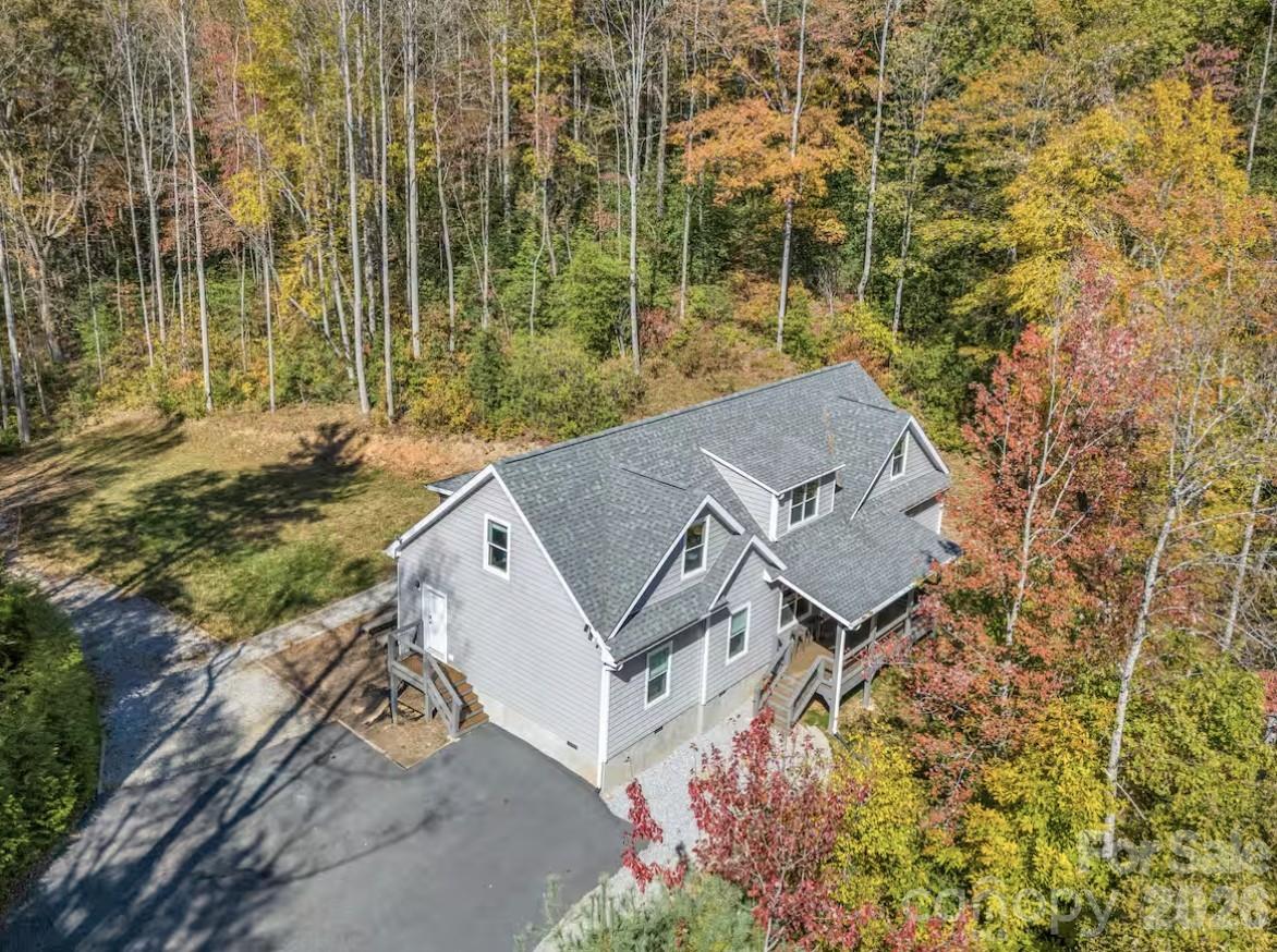311 Charming Lane Hendersonville NC 28792