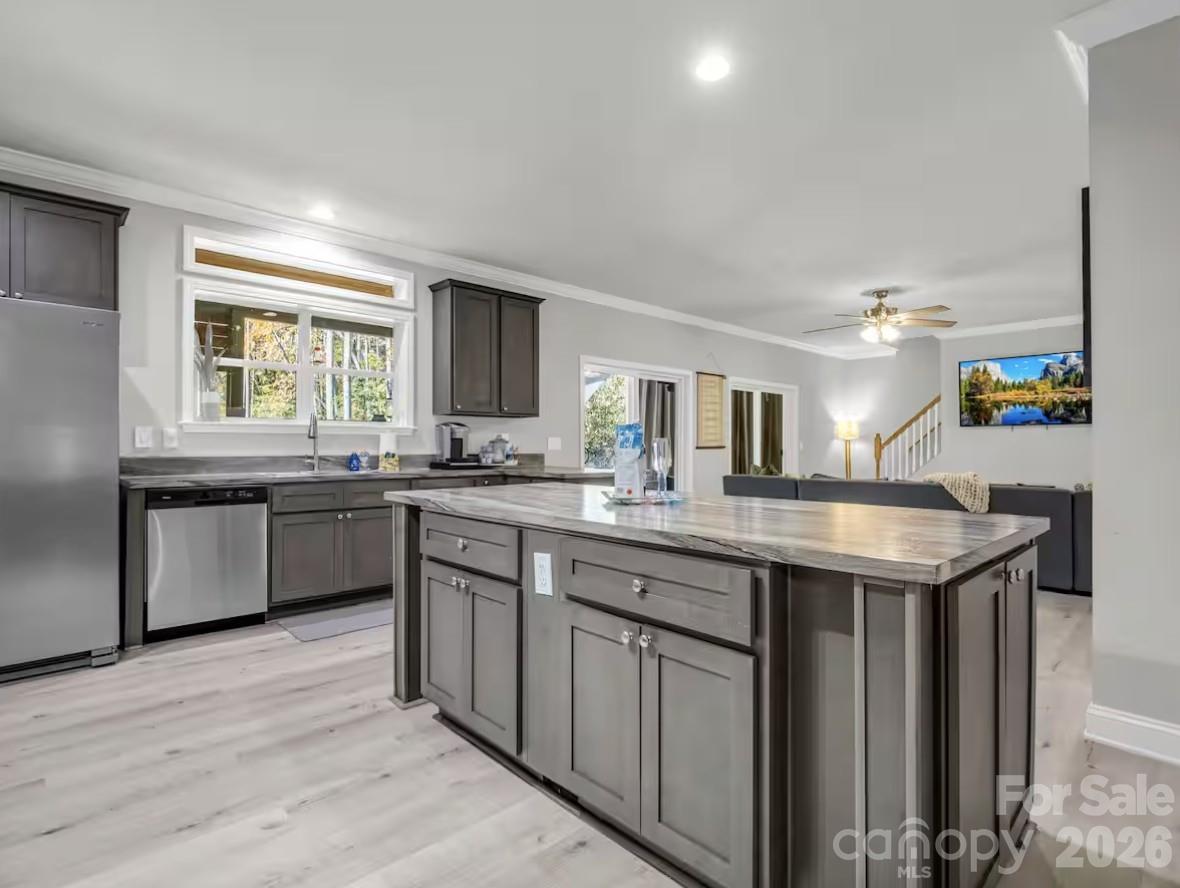 311 Charming Lane Hendersonville NC 28792