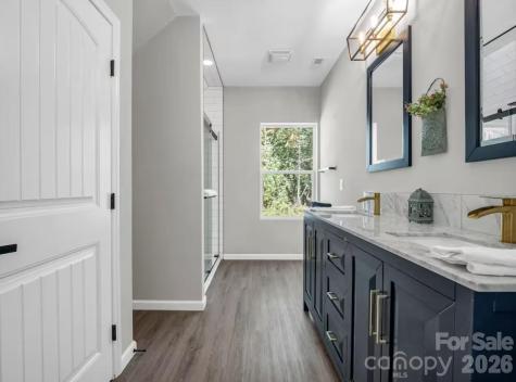 311 Charming Lane Hendersonville NC 28792